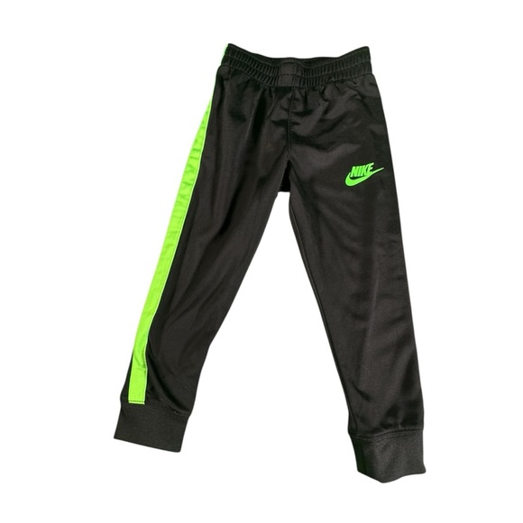 Nike Boys Clothes Lot Sz 4 (XS) Shirts Shorts Pants Athletic Dri-FIT Outfit Set - Picture 4 of 15